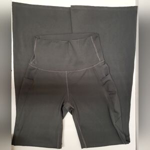 NWOT Zenana Charcoal Leggings